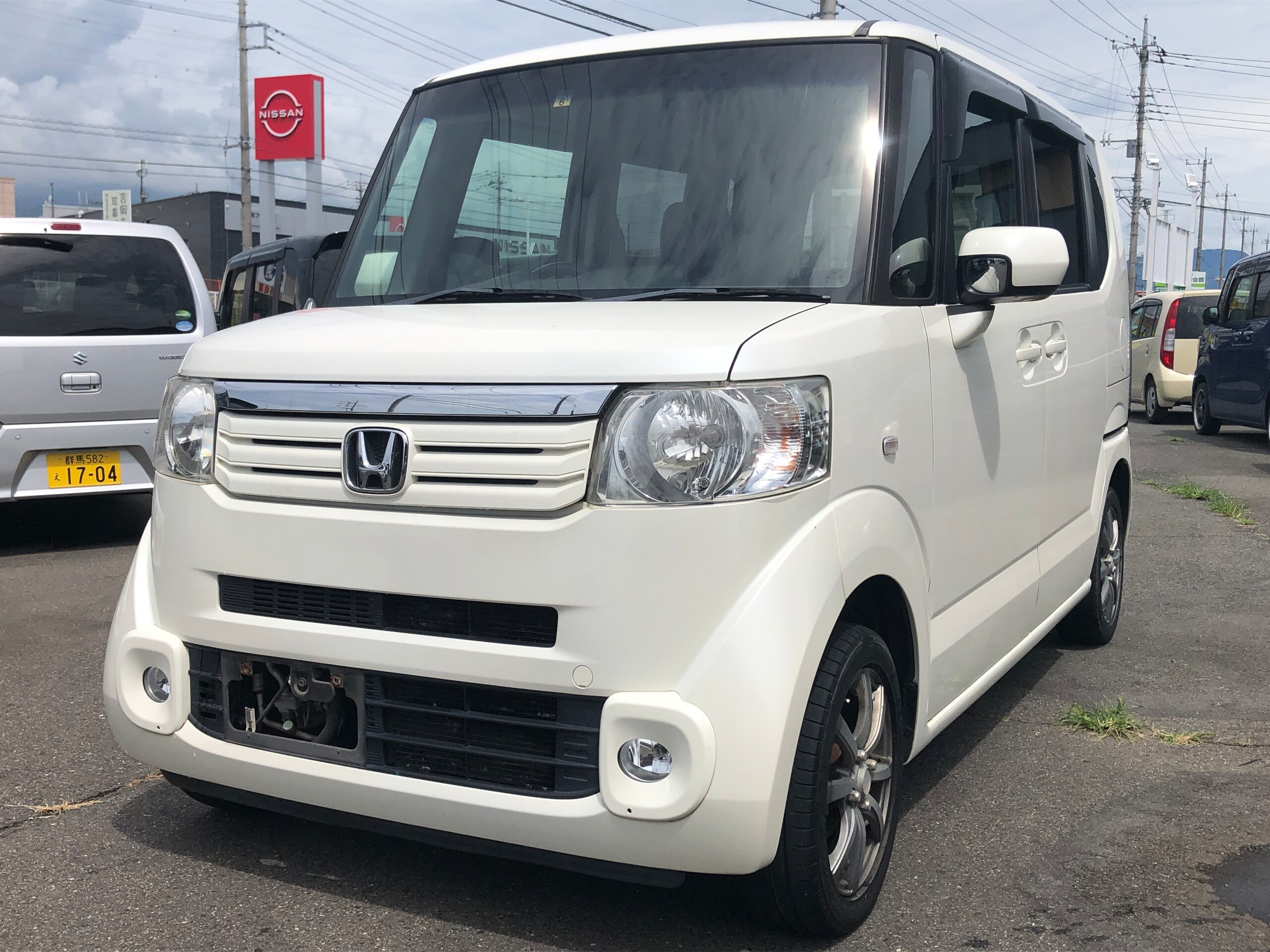 HONDA N-BOX