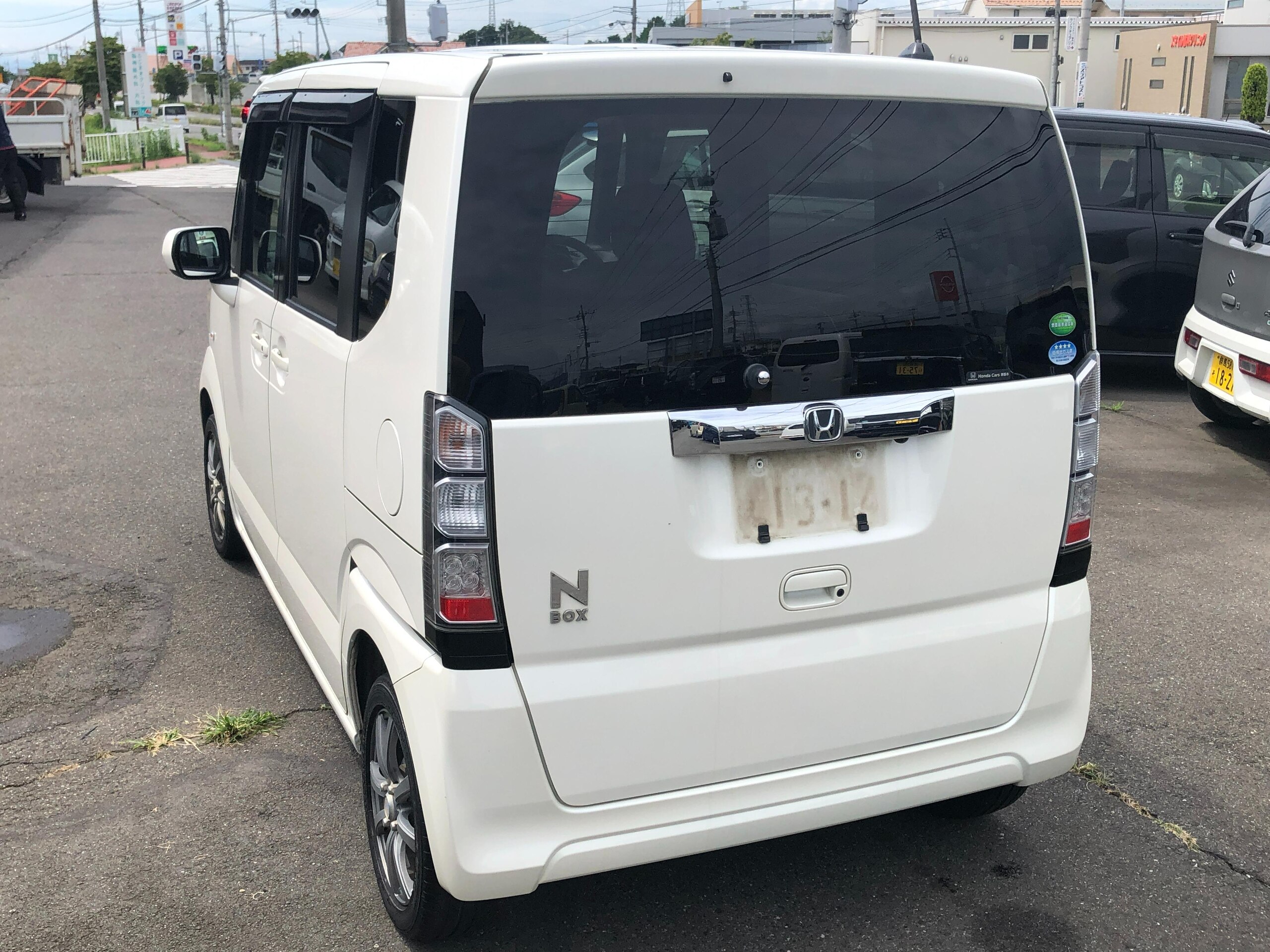 HONDA N-BOX