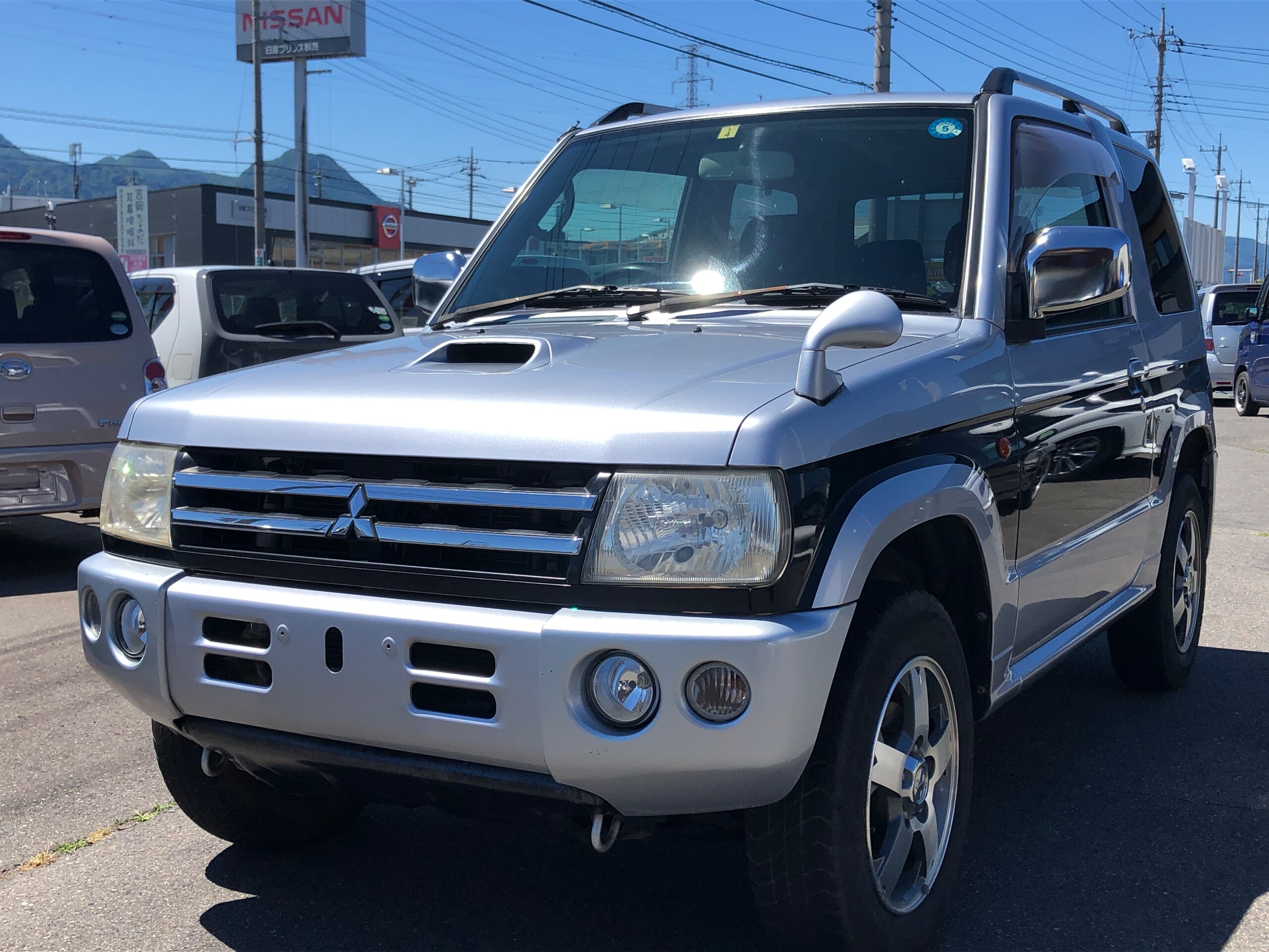 三菱 PAJERO mini