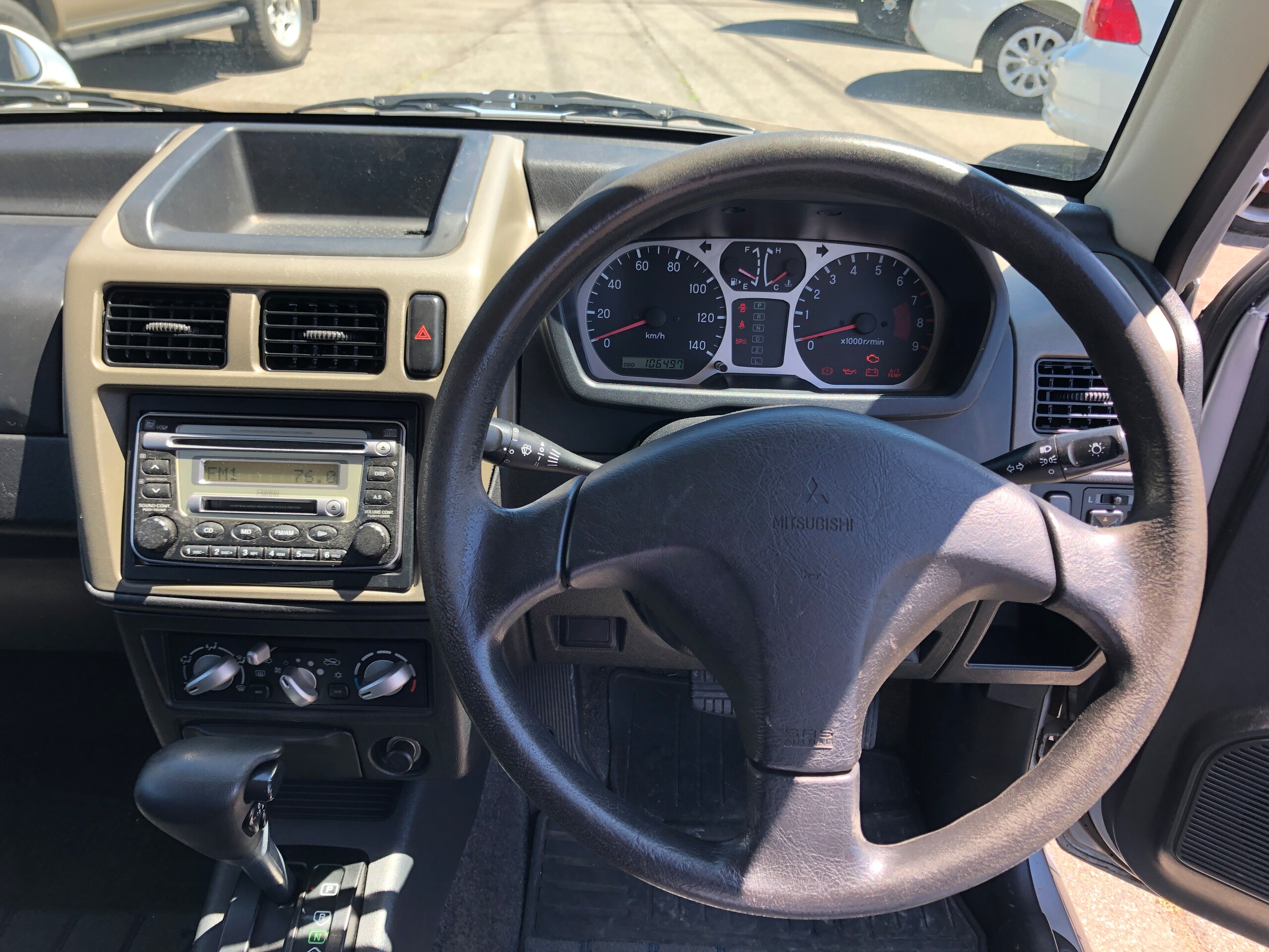 三菱 PAJERO mini