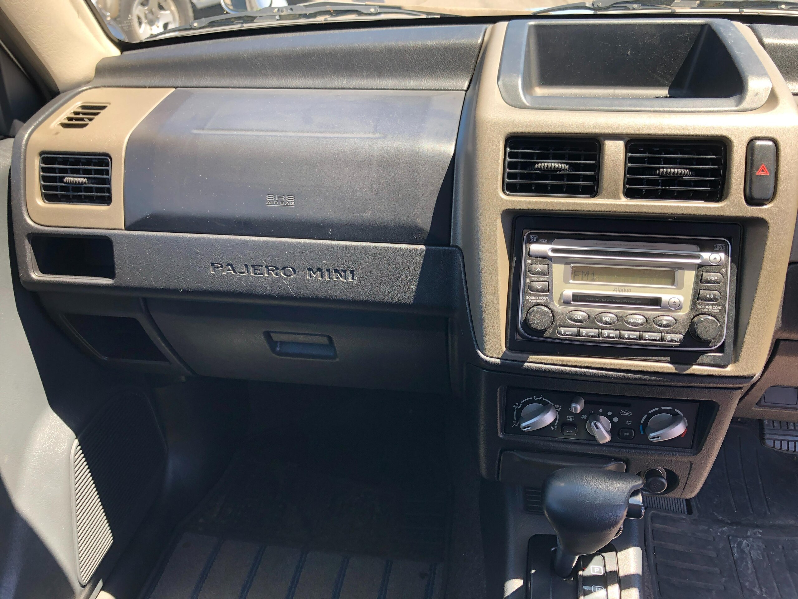 三菱 PAJERO mini